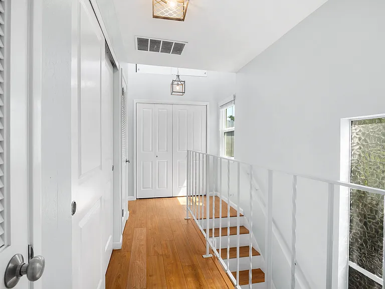 153 Bar Harbor Ct — Photo 9