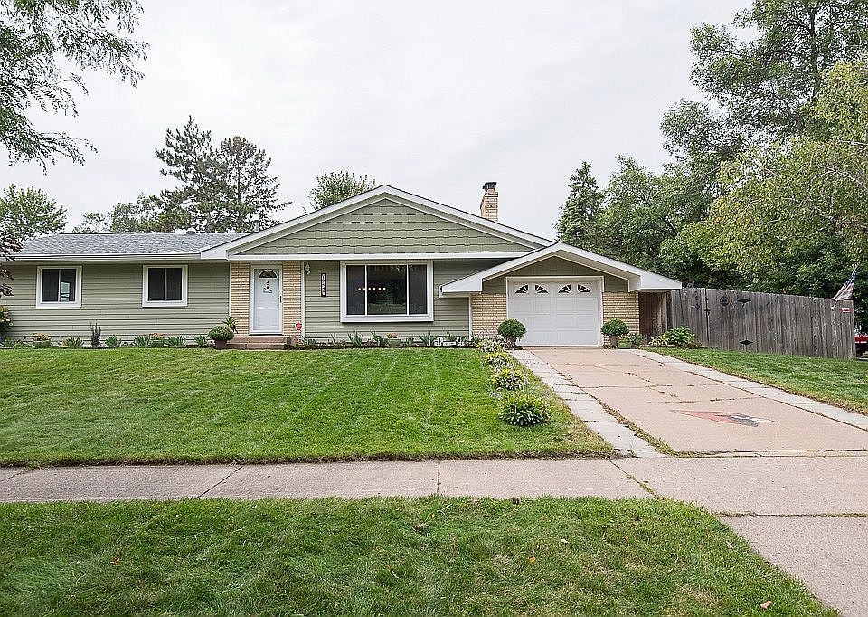 1st image of 10648 Xavis St NW