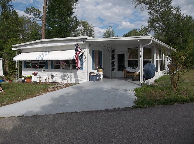 1st image of 1209 Laurel Oak Dr