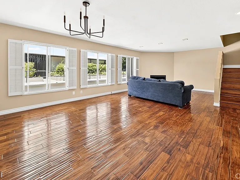1234 Granville Ave #3 — Photo 4