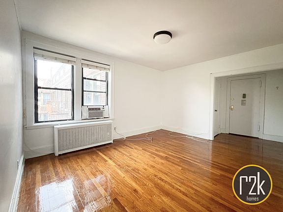 3rd image of 31-09 21st Ave #D2