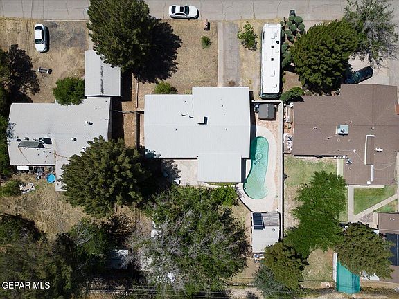 4th image of 723 Del Mar Dr