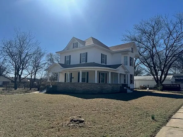 702 S Muskogee St, Sapulpa, OK 74066