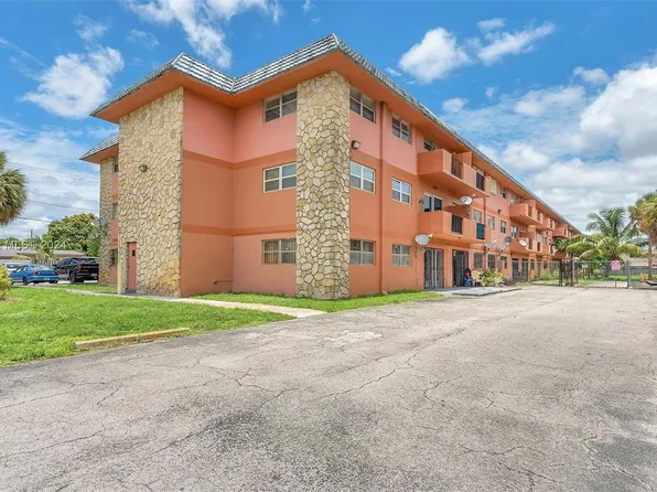 17101 NW 57th Ave APT 302, Opa Locka, FL 33055