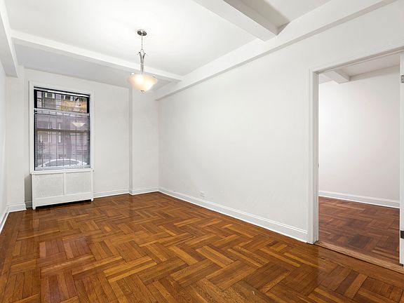 3rd image of 110 W 69th St APT 1B