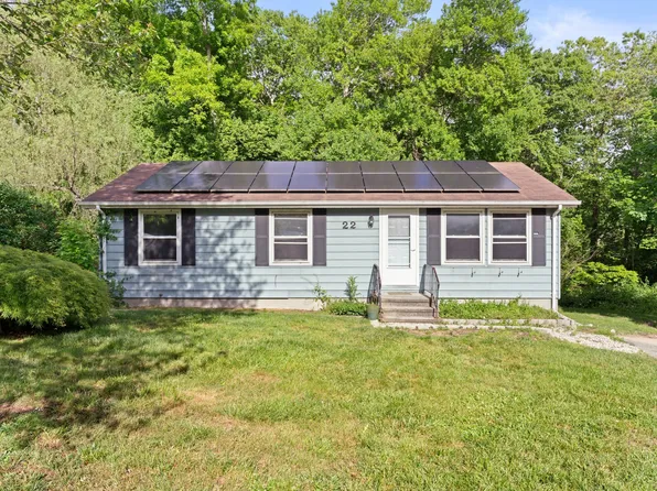 22 Fenwick Court, Groton, CT 06355