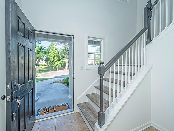 3rd image of 2954 Woodland Park Dr