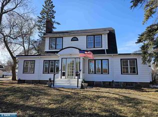 2527 7th Ave E, Hibbing, MN 55746