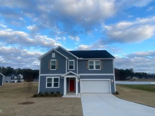 544 John Stark Dr, Fuquay Varina, NC 27526