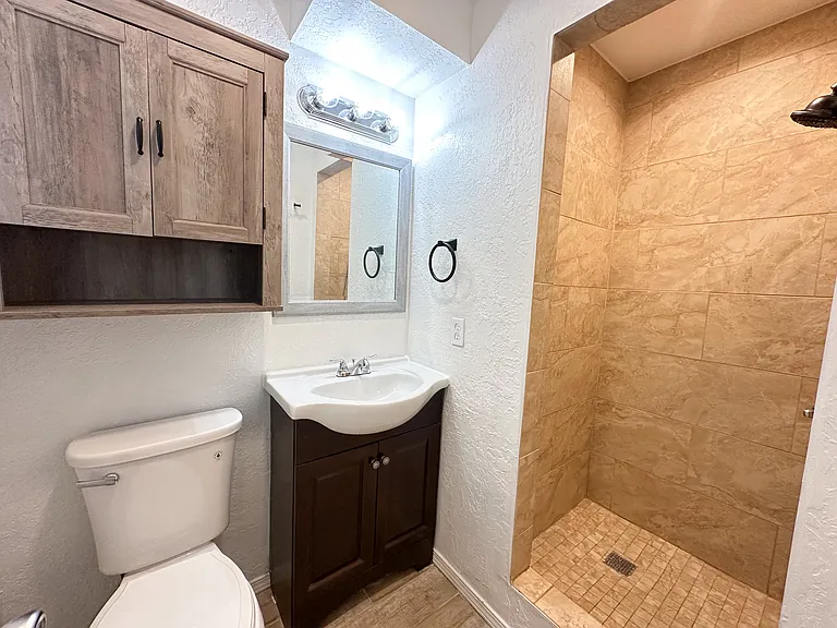806 SE Brigadoon Way — Photo 15