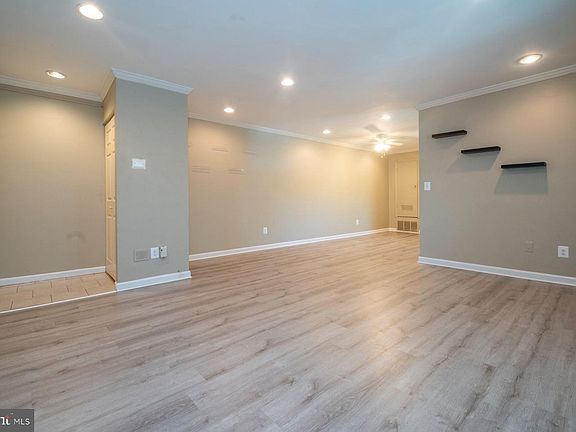 5th image of 11906 Tarragon Rd Unit H