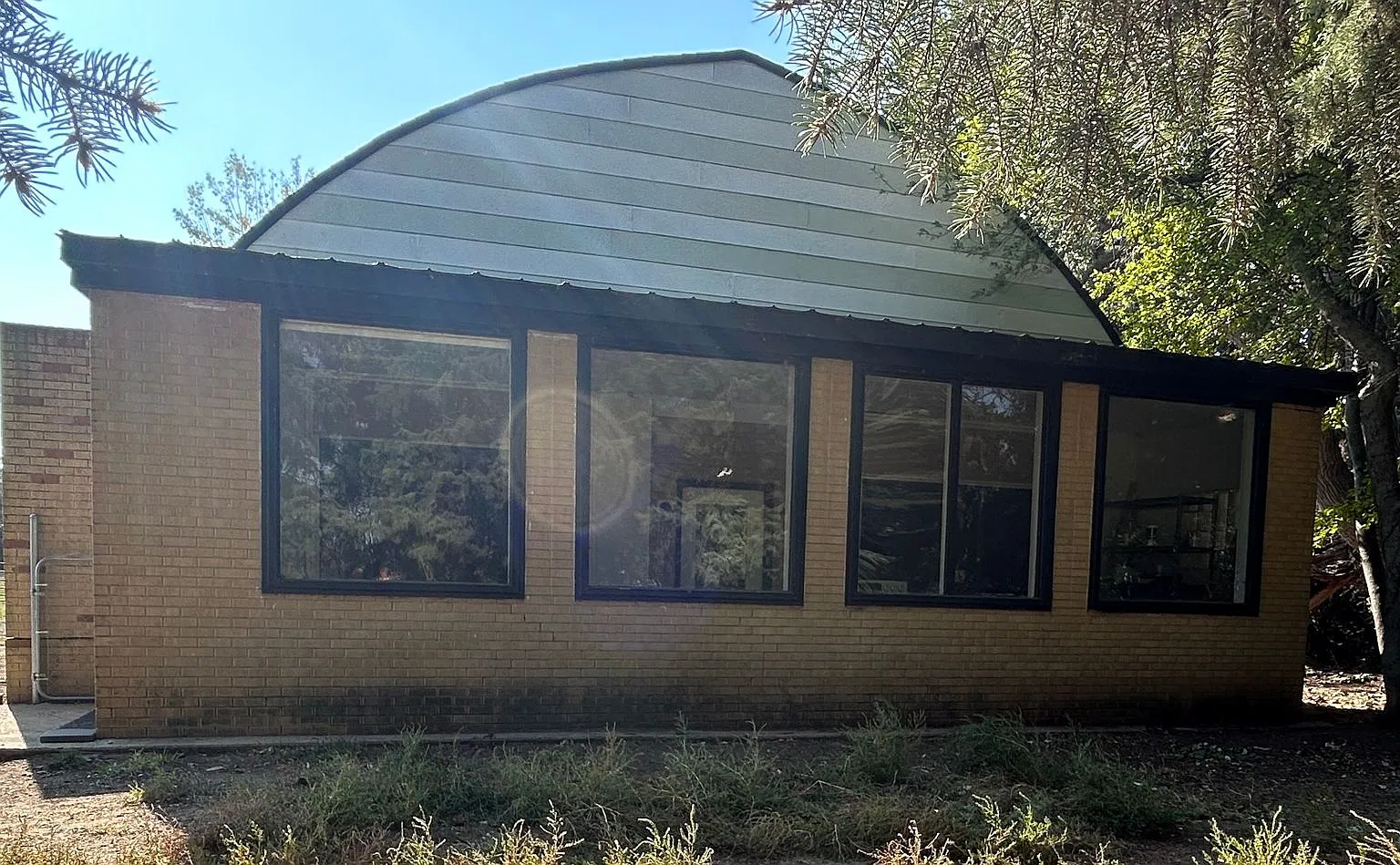 4 Bedroom, Two Bathroom Home — Photo 2