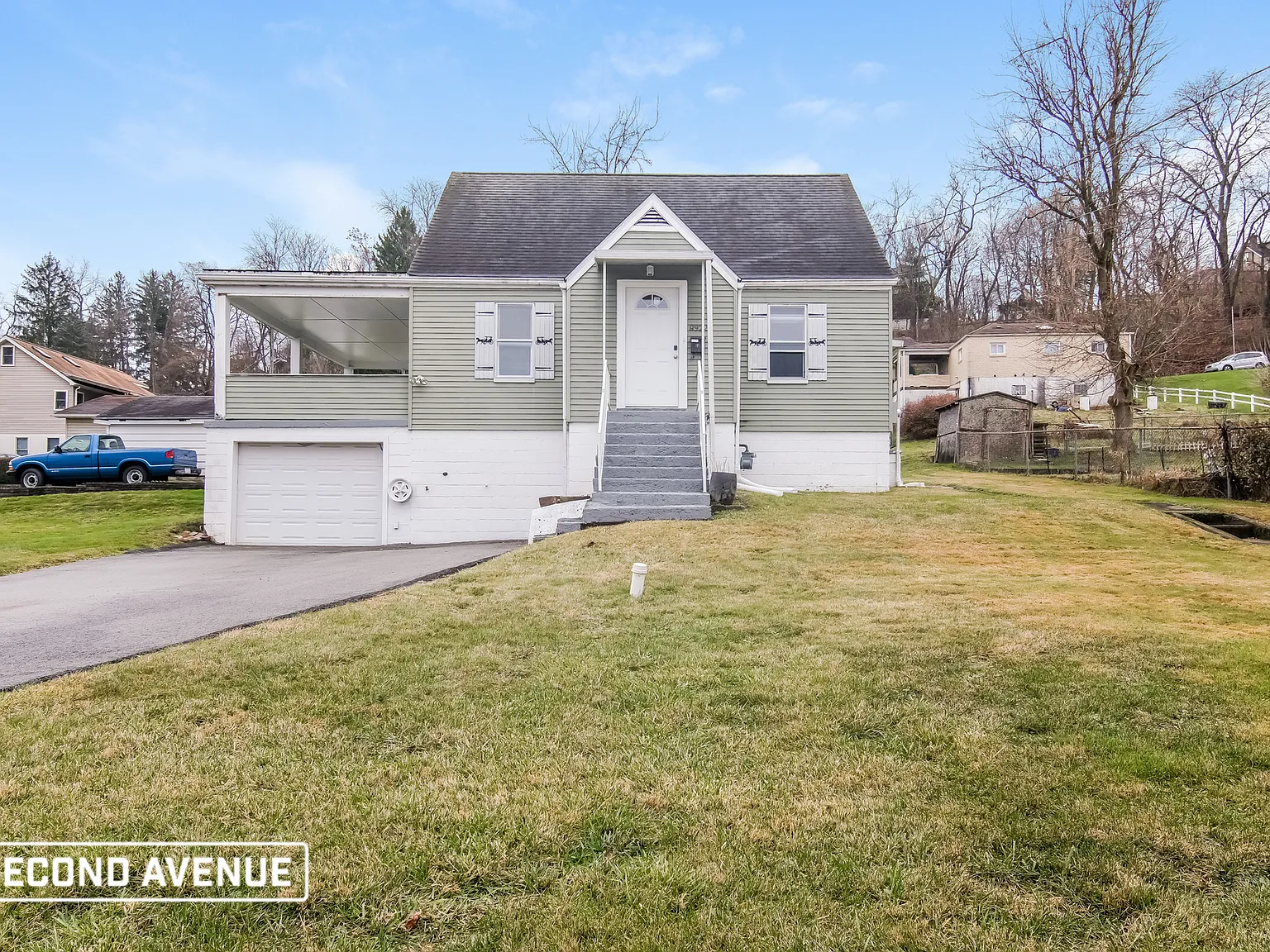 2 bed, 1.5 bath, 1100 sqft, $1,525 — Photo 2