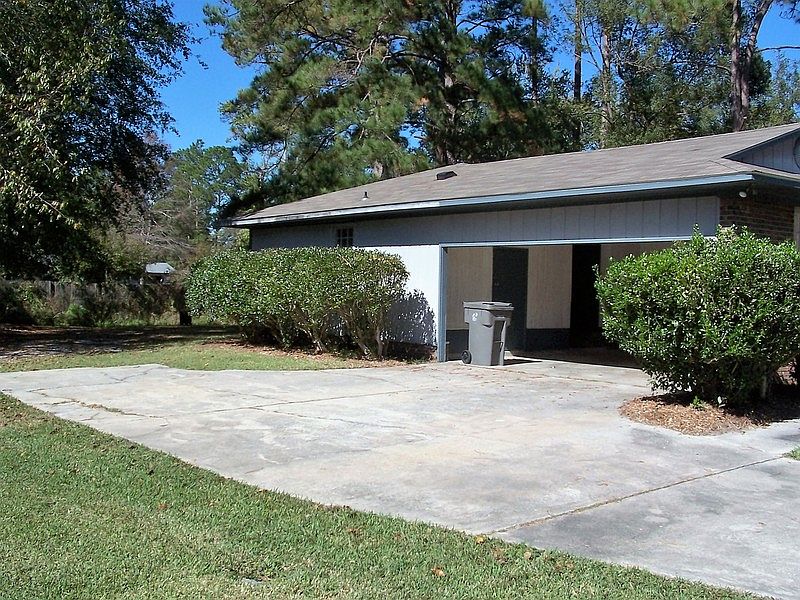 1st image of 4106 Lantern Ln