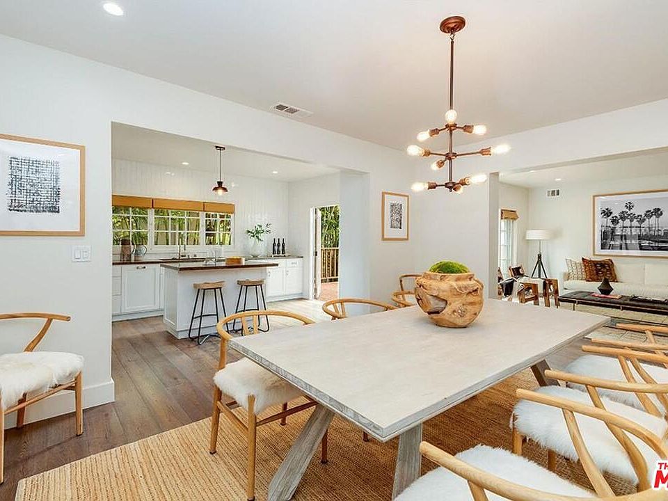 1st image of 2467 Louella Ave