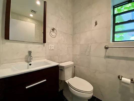 Rented by Bohemia Realty Group | media 34