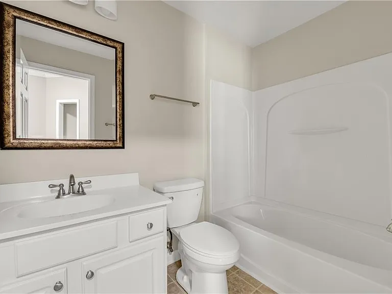 501 Grove Field Ct — Photo 16