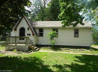 746 E 342nd St, Eastlake, OH 44095