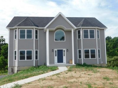 28 Trotter Lane, Rock Tavern, NY, 12575