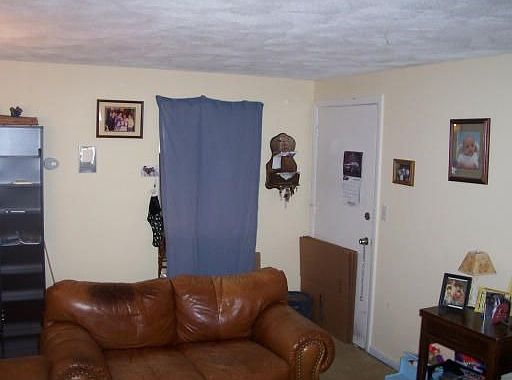 5th image of 10 Woodcrest Ct APT 1