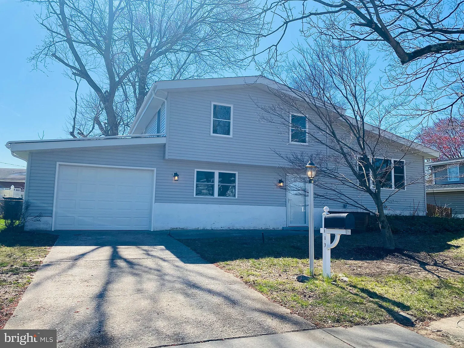 113 Rustic Dr photo 1