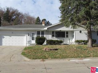 5403 Grand Ave, Omaha, NE 68104