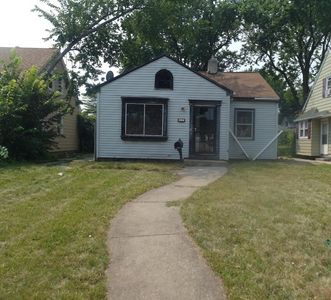 5227 North Teutonia AVENUE, Milwaukee, WI, 53209