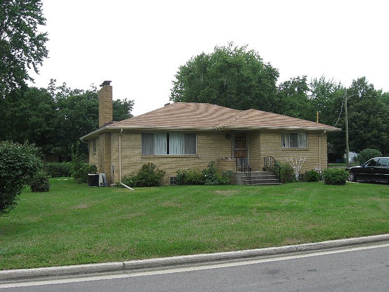 1st image of 5550 Dennis St