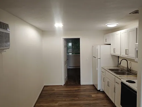 2821 Warsaw Ave #17 Photo 1