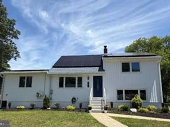 341 Larch Ave, West Berlin, NJ 08091