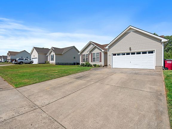 2nd image of 863 Cindy Jo Ct