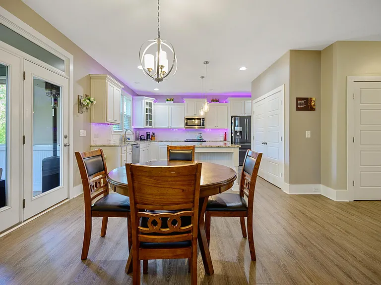 204 Diggory Dr — Photo 24