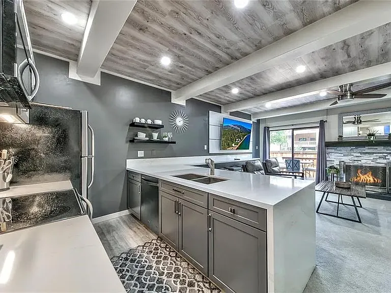 989 Tahoe Blvd #14 — Photo 6