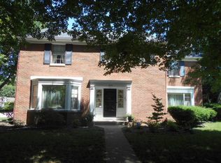 612 W 14th St, Sterling, IL 61081