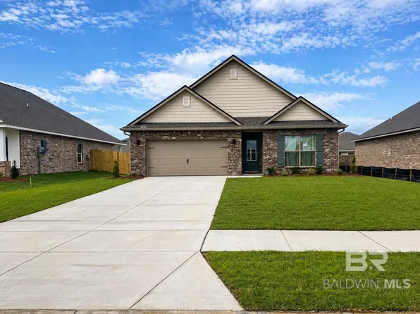445 Parkerman Ave, Gulf Shores, AL 36542