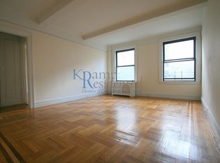 25 W 68th St, New York, NY 10023