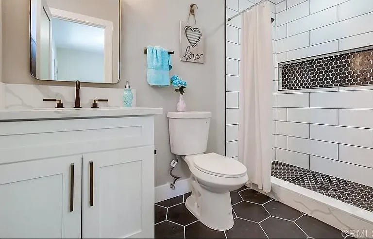 4731 Lithrop Pl — Photo 9