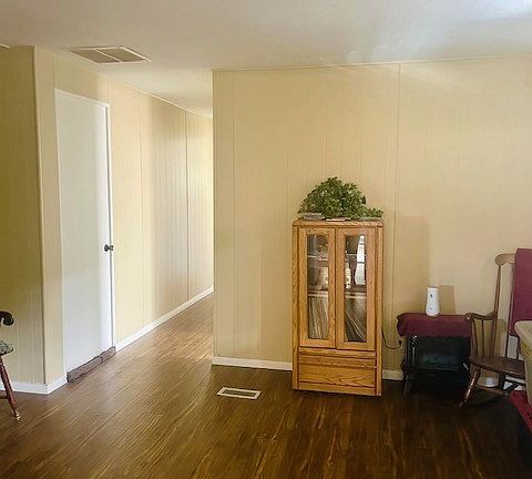 2nd image of 260 N Lyon Ave Space 110