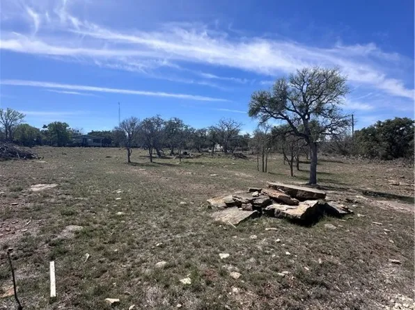 416 Lakeway, Burnet, TX 78611