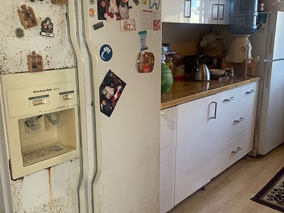 2nd image of 474 Willow Ave #1