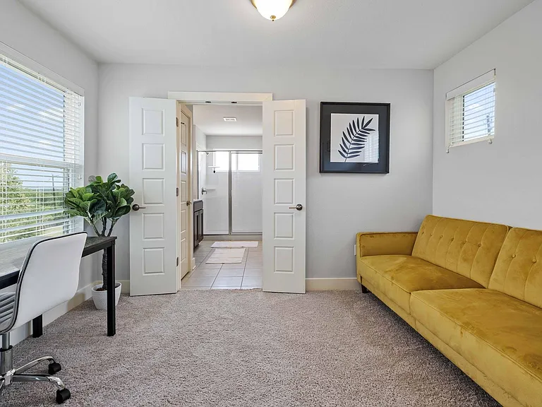 2813 Stock Dr — Photo 11