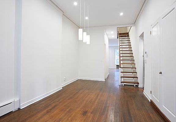 5th image of 116 E 62nd St #3
