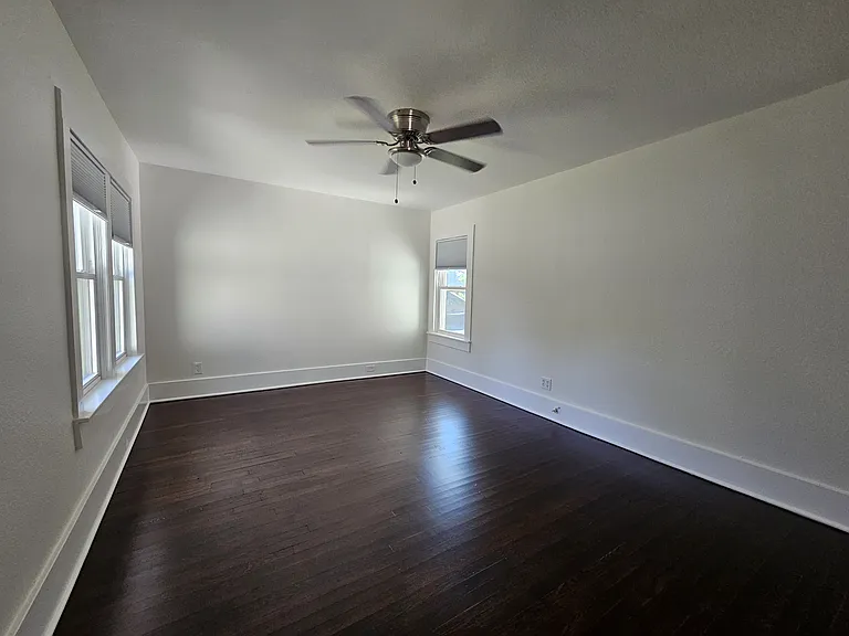 806 W Spring St — Photo 12
