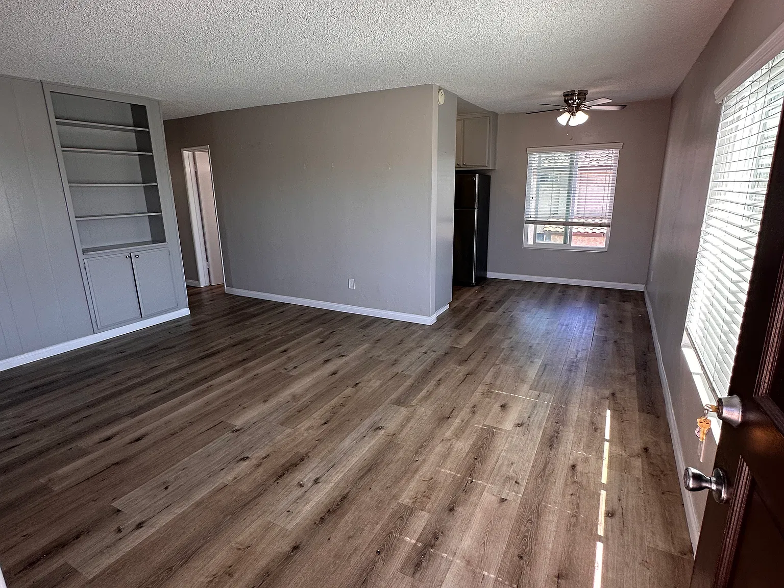 2 bed, 725 sqft, $2,450 — Photo 1