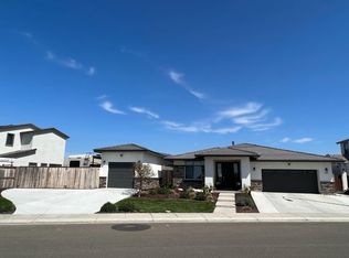 1870 Galleria Dr, Manteca, CA