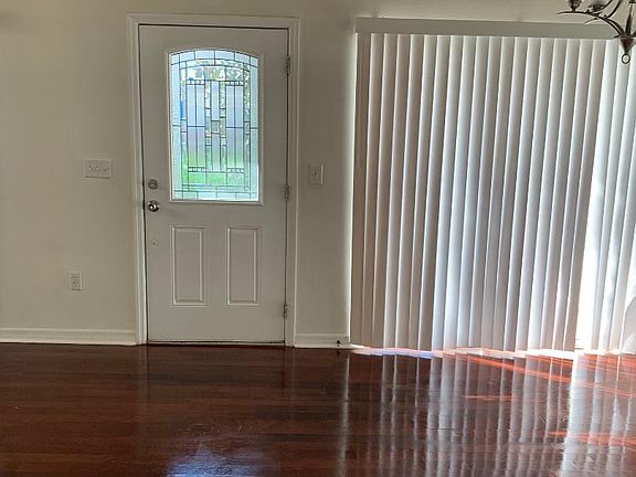3rd image of 9517 Orange Valley Ct