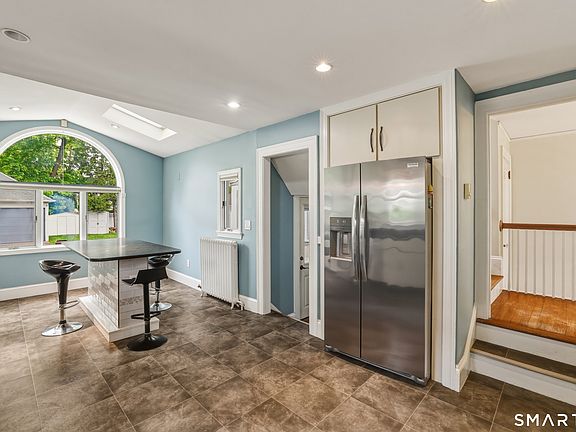 5th image of 20 Bishop Road