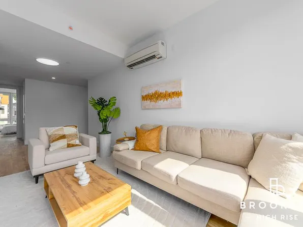 2667 Fulton Street image 2 of 16