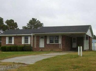 3652 Moore Dr, Bethel, NC 27812