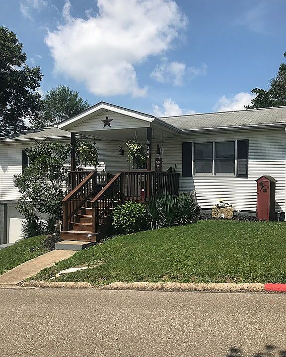 1st image of 204 Summit St